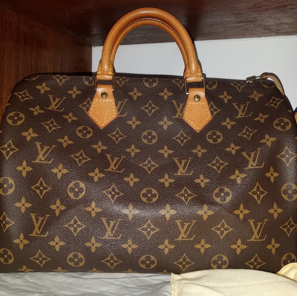 LOUIS VUITTON SPEEDY 35